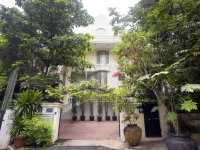 L Residence 3*