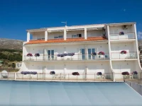 Villa Javor 1*