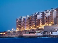 Howard Johnson Diplomat 4*