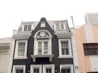 Daddy Long Legs Art Hotel 3*