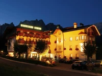 Columbia 3*