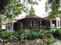 Melvin Residence Guest House 4*