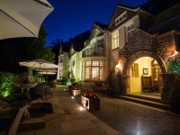 Chateau La Chaire Hotel / Château La Chaire Hotel 4*