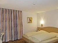 Landgasthof zur Linde 2*