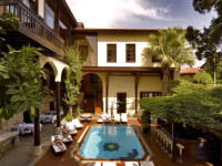 Alp Pasa Hotel