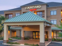 Courtyard Montgomery Prattville