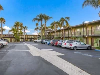 BEST WESTERN PLUS Pavilions 2*