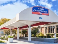 Howard Johnson Inn - Albany 2*