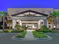 Hampton Inn Charleston-Daniel Island 3*