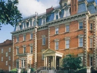 Wentworth Mansion 5*
