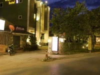 White Cat Hotel 3*