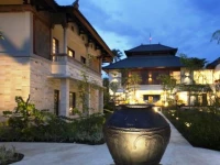Grand Whiz Hotel Nusa Dua Bali 4*