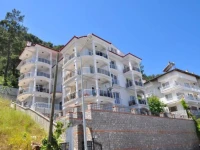 Deniz Apartments 3*