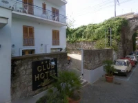 Club Hotel 3*