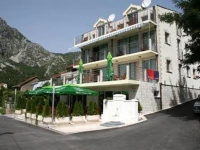 Amfora Hotel 4*