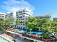 Cosy Beach Hotel 3*