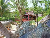 Laem Set Beachfront Villa 