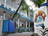 Sea Rock Beach Hotel Arugam