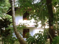 Ibis Guesthouse, Bungalows and Restaurant 3*