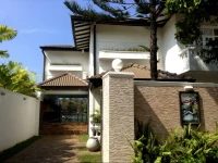 River Edge 4*