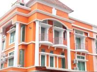Batam Backpacker Guest House 