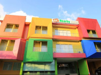 De Nearby Hotel