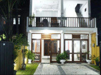 Paama Guest House and Restaurant
