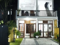 Paama Guest House and Restaurant 