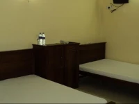 Yals Town Inn 2*