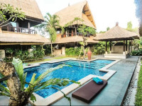 Villa Radiant Jepun
