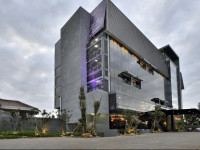 Amaroossa Cosmo Jakarta