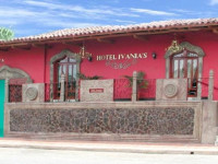 Ivania s