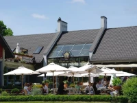 Apvalaus Stalo Klubas 4*