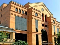 Royal Plaza Hotel 4*
