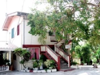 Jonesys Country Haven Inn 2*