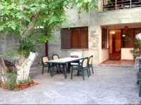 Villa with swimming pool