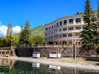Blue Sevan Hotel