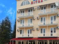 Ritsa Hotel 