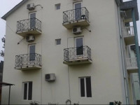 Ureki Guest House