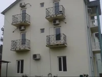 Ureki Guest House 3*