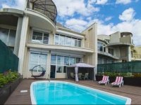 Villa Na Naberezhnoy 5*