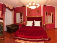 Royal De Luxe Hotel 4*