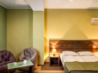 Jam Hotel 3*