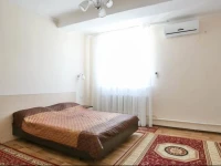 Apple Hostel 3*