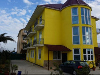Limon Hotel