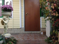 Roza Guest House