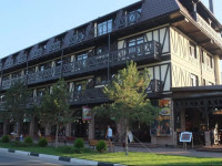 Chalet Provence Hotel