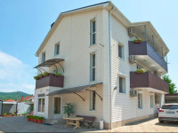 Garmonia Guest House