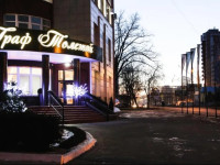 Graf Tolstoy hotel
