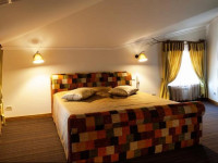 Monarch Mini-hotel